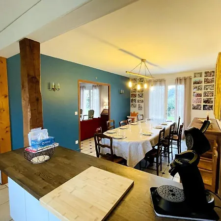 Charmante Maison Familiale Proche Mer, Aralia 헤르망빌쉬르메르